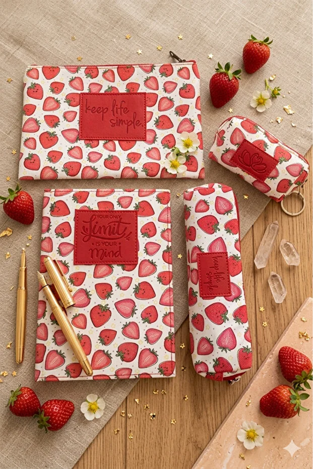 Atakids Lizy Desenli Defter, Kalemlik, Cüzdan ve El Çantası Seti (Defter: 168 yp, 14*20)
